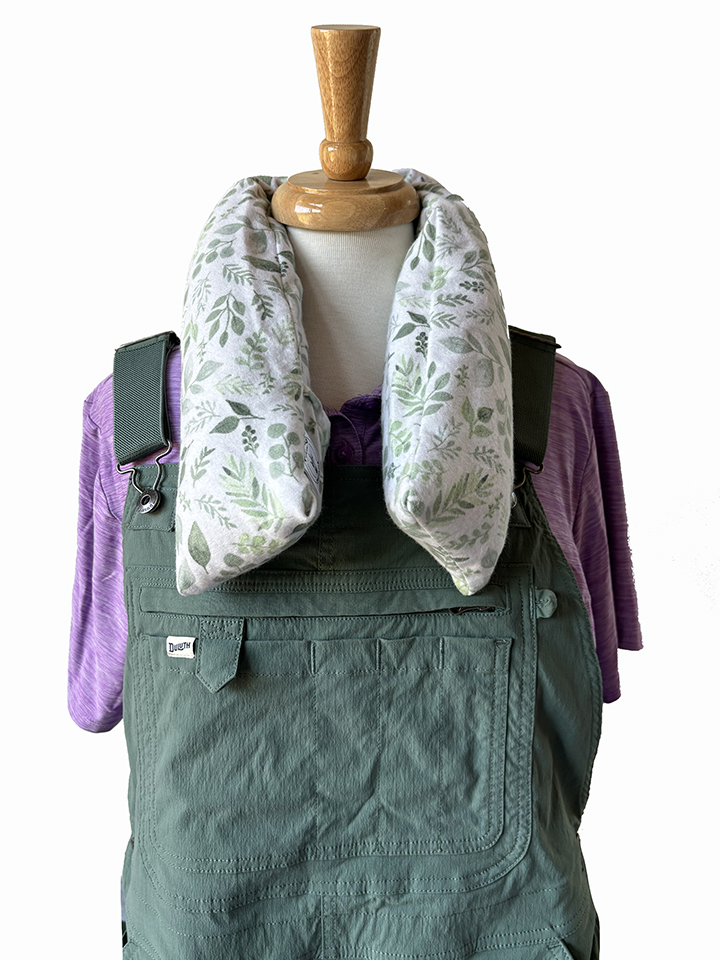 Flaxseed & Lavender Neck Wrap (Green Leaves)